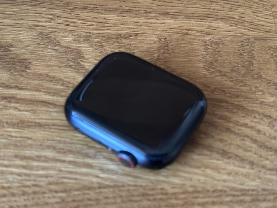 Apple Watch 9 / 45mm / Celluar + GPS