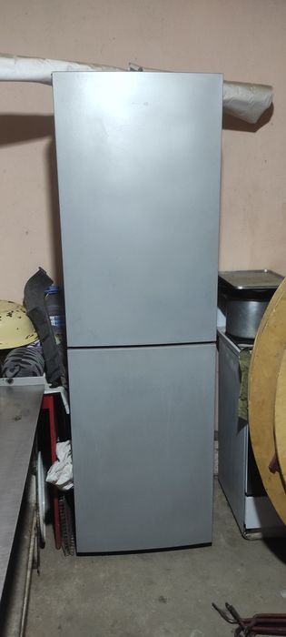 Холодильник Бирюса