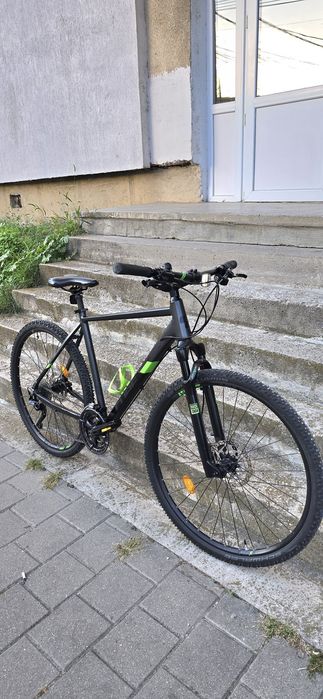 Bicicleta Cube Cross