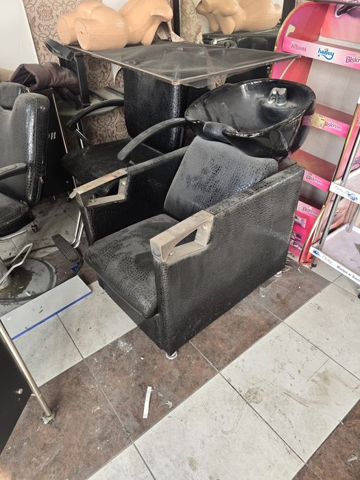 Продам парикмахерское оборудование