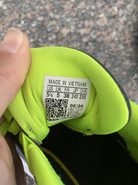 Adidasi baieti marimea 38