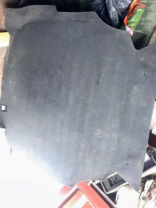 Обшивка багажника W203