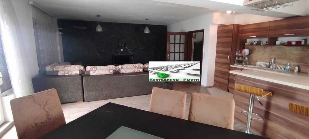 Продава се Мезонет в Пловдив, Съдийски - 231 кв.м за 1600 €/кв.м - Снимка #1