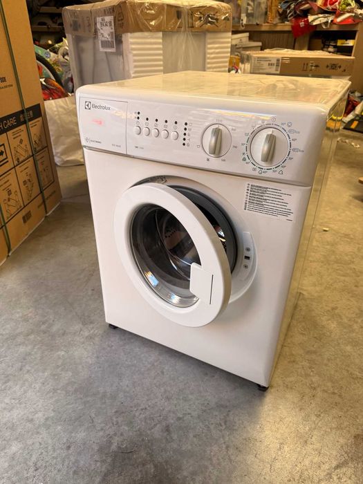 Продавам ПЕРАЛНЯ Elektrolux EWC-1150