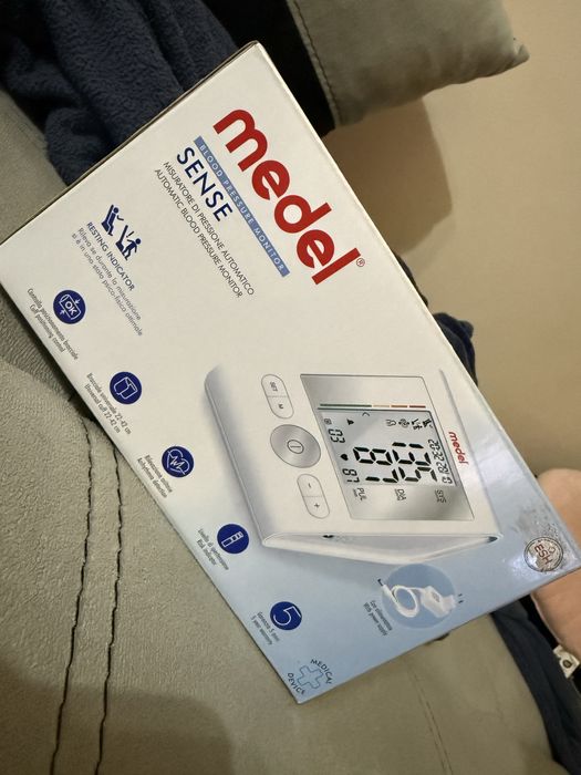 Апарат за кръвно MEDEL