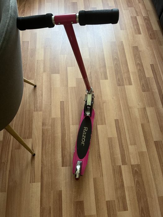 Trotineta RAZOR copii in stare foarte buna