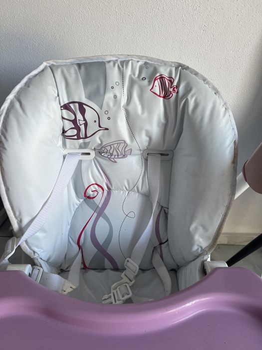 Scaun de masa pentru bebe
