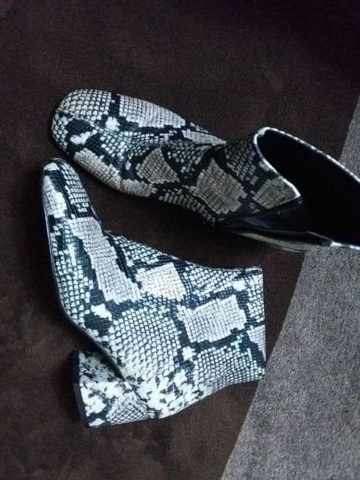 Полусапожки на 39-40 р. Канада.