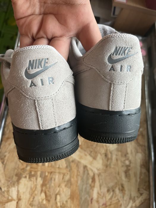 Adidasi nike airforce