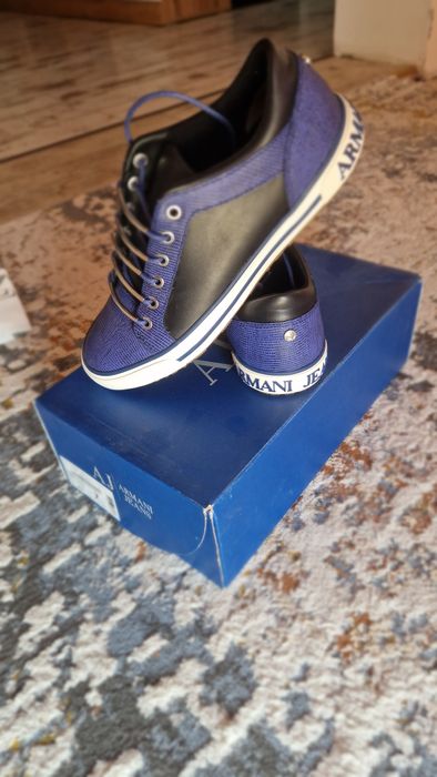 нови дамски обувки Armani