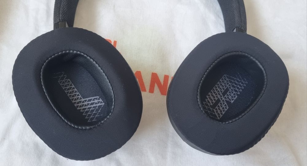 Casti wireless JBL E65 BTNC