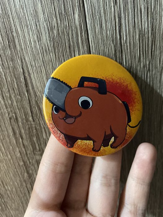 Продам значок