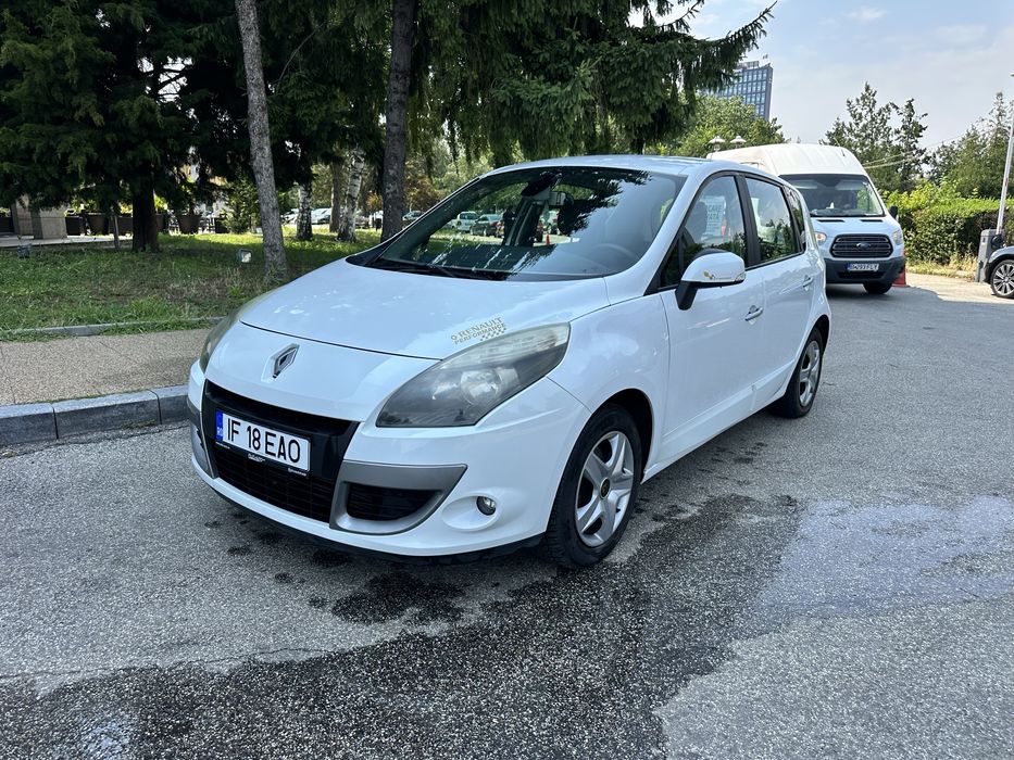 RENAULT Scenic 2011 — imagine 3