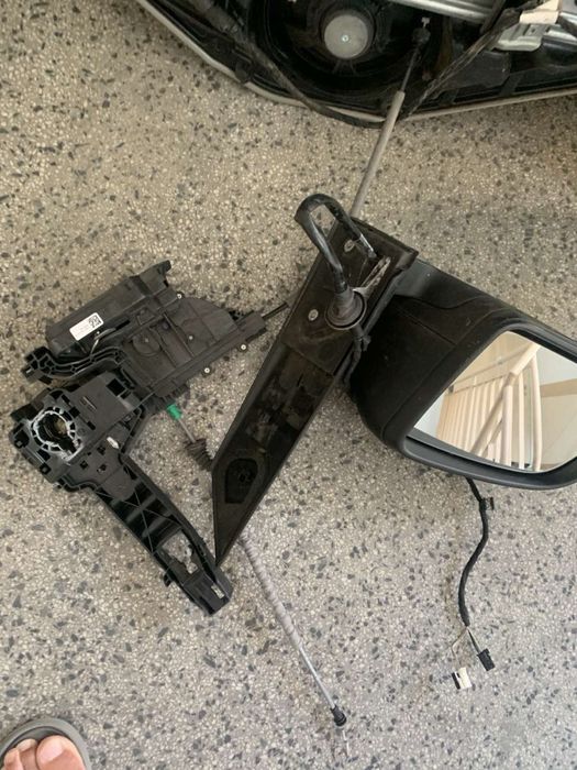 Предно стъкло, кори за врата, странично огледало за Мерцедес ВИТО 2015