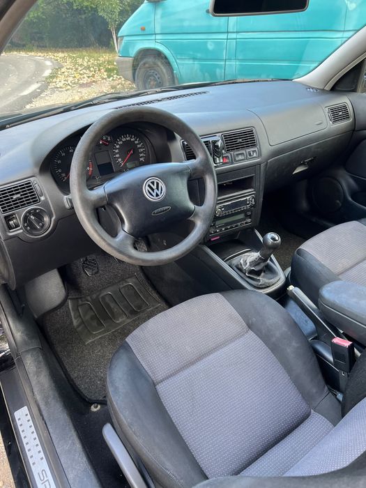 VOLKSWAGEN Golf 2002 — imagine 5