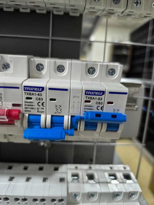 Автомат постоянного тока,  узип, авр, реле напряжения, предохранитель