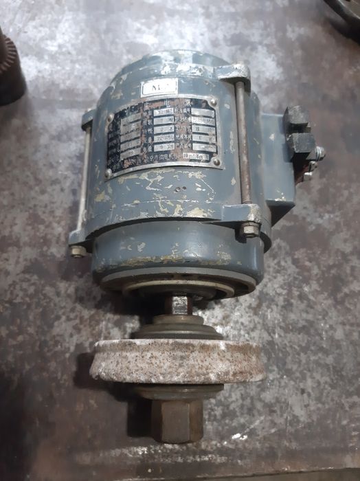 universale strung 200 315 3 si 4 bacuri motoare 220 380