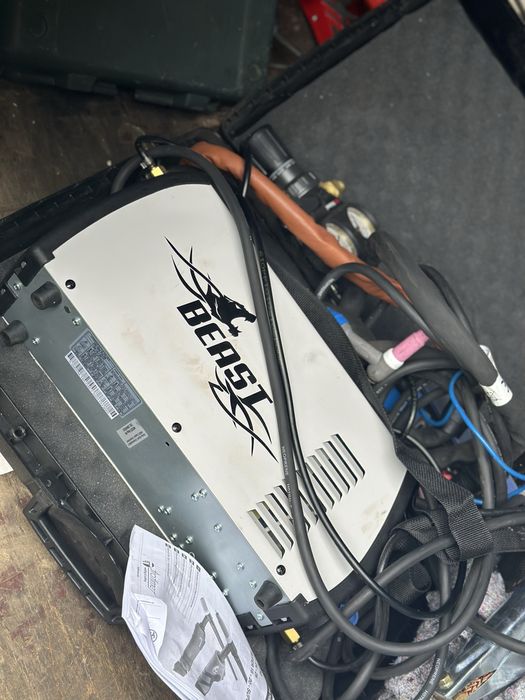 Beast 200 WIG Pulse  заваръчен апарат