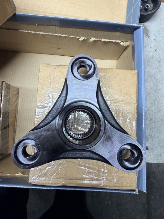 Flansa grup spate bmw f10 f11 f30 f31 f06 f12 f13