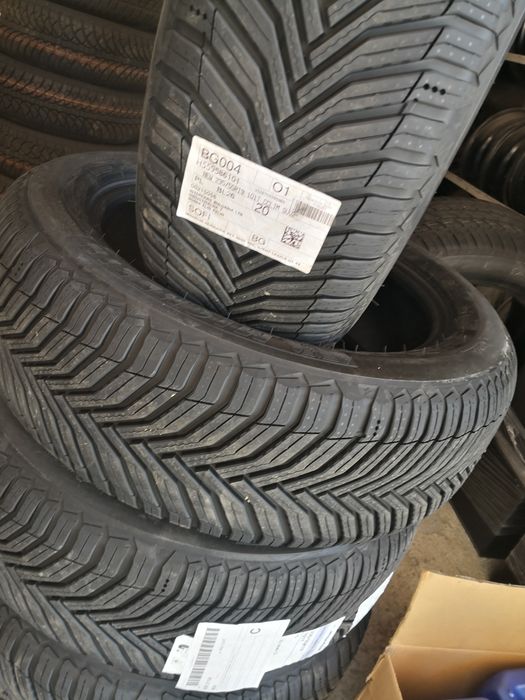 235 55 19 цола гуми нови Michelin crossclimate dot 26