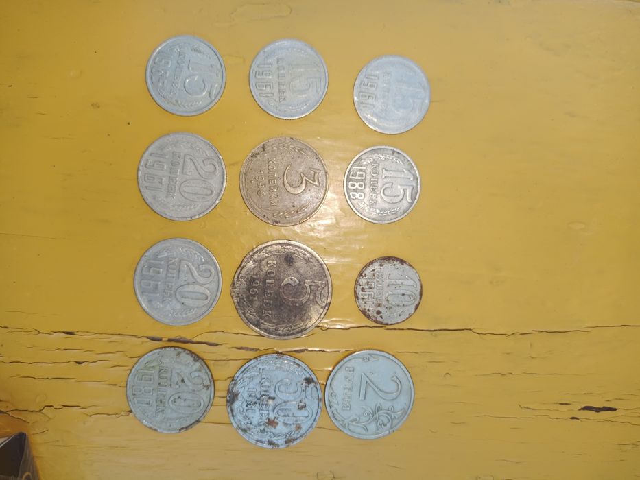 Продаю монеты коллекционные