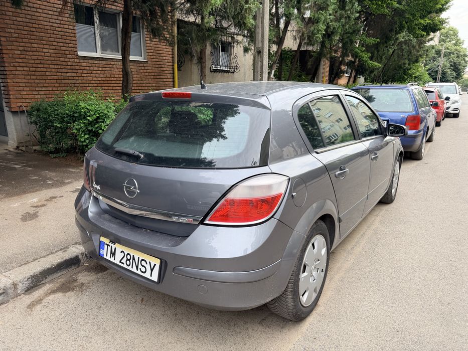 Opel Astra H 1.7