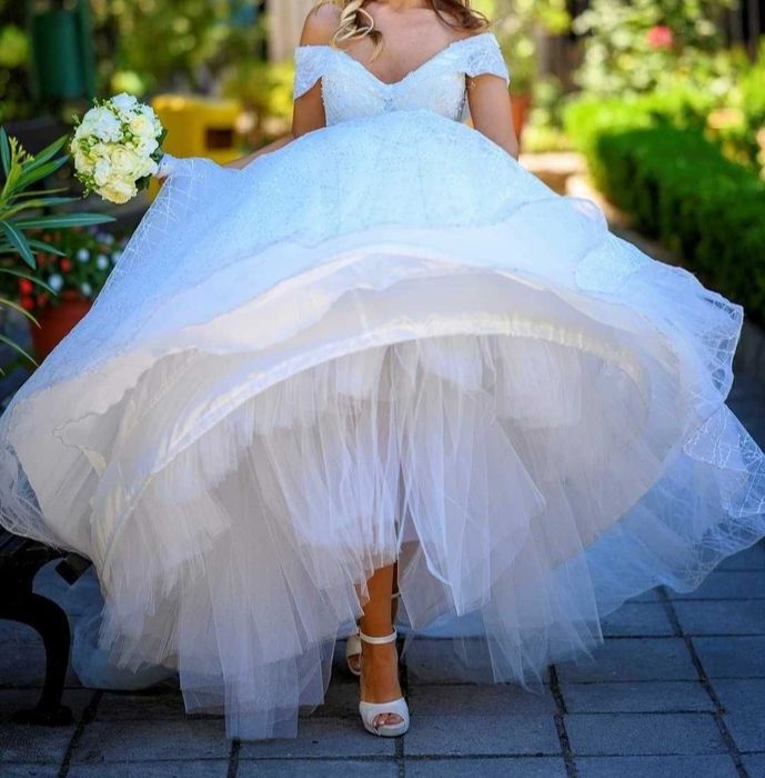 Булчинска рокля + подарък тиара