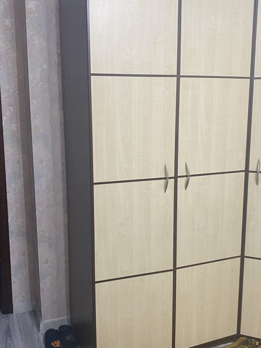 Продам шкаф