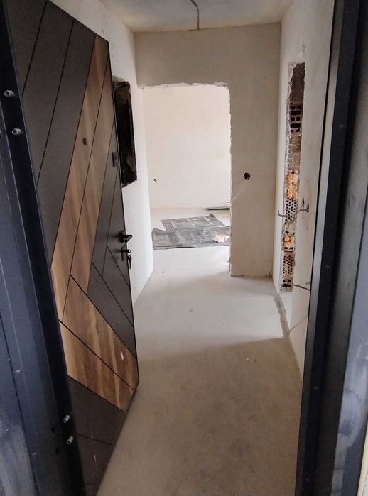 Продава се Едностаен апартамент в Варна, Максуда - 42 кв.м за 11429 €/кв.м - Снимка #1