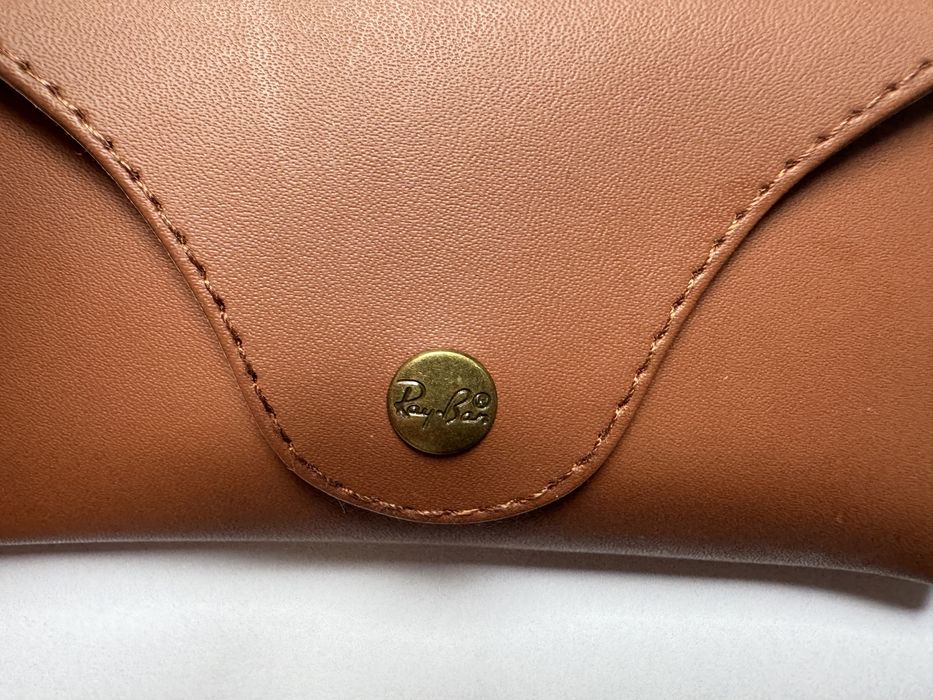 Toc ochelari din piele fina Ray Ban Maro Nou