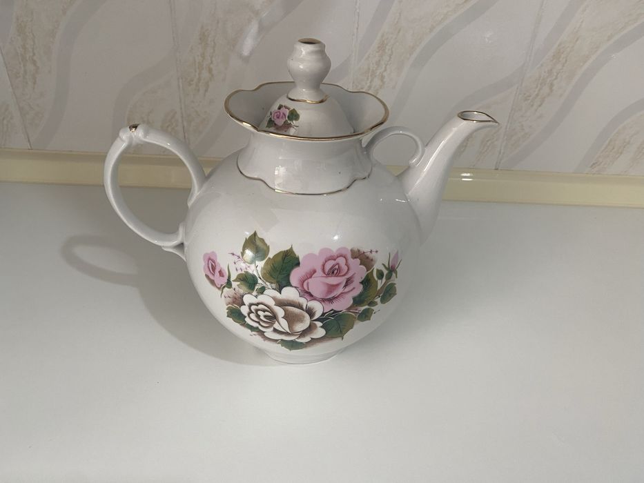 Продам чайник советский 3 литра