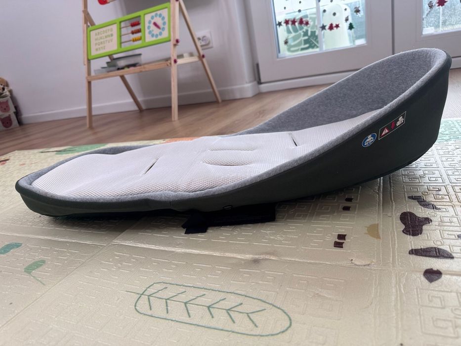 Cocon pentru carucior copii Joolz Hub + cadou cearsaf