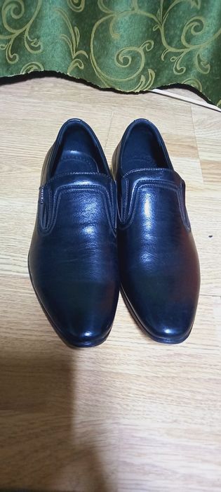 Продаётся обувь для подростков