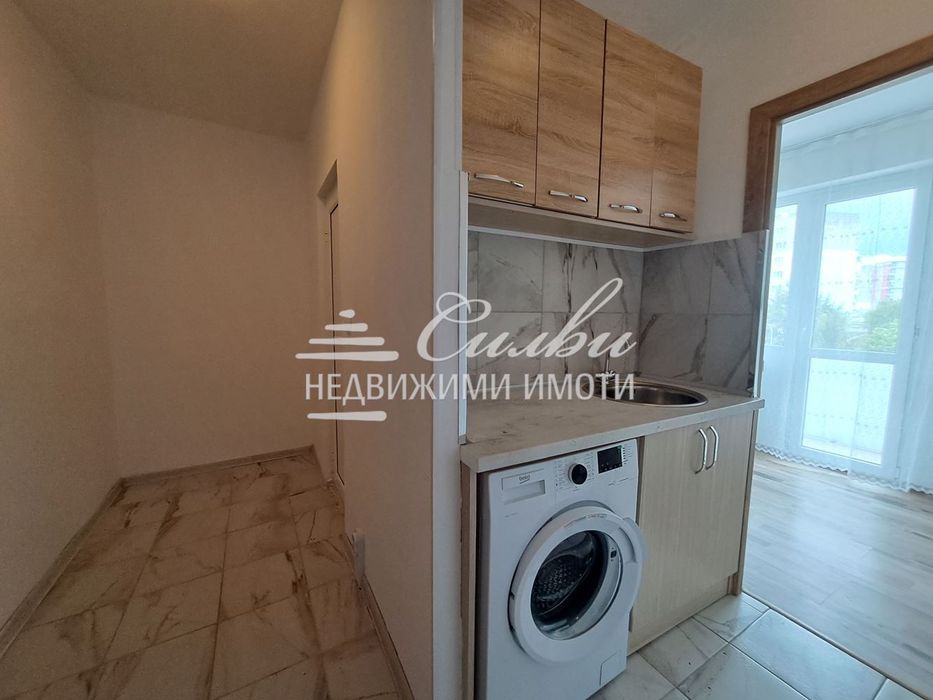 Дава се под наем Едностаен апартамент в Шумен, Боян Българанов 1 - 42 кв.м за 178.5 € - Снимка #4