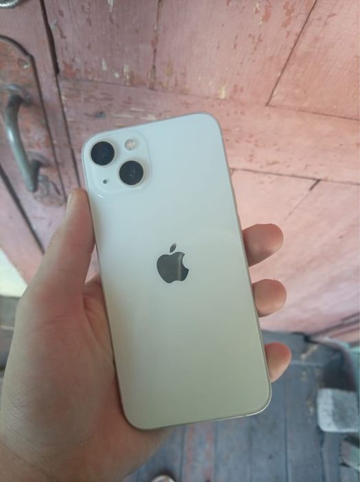 Продам Iphone 13