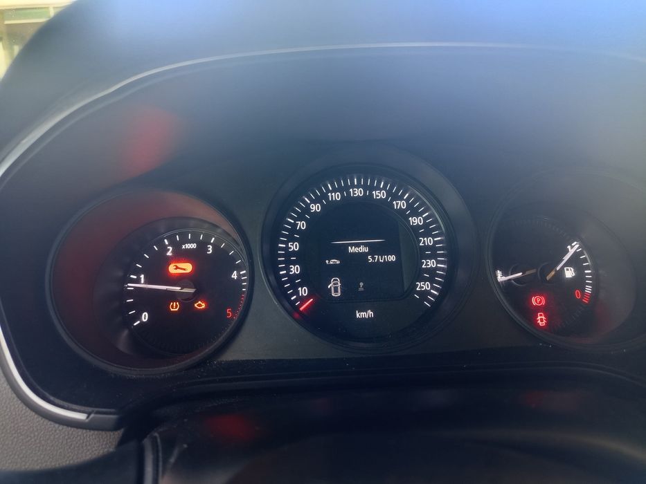 Renault Megan 4  (2019 )-1.5 dci- Euro 6 - Propietar