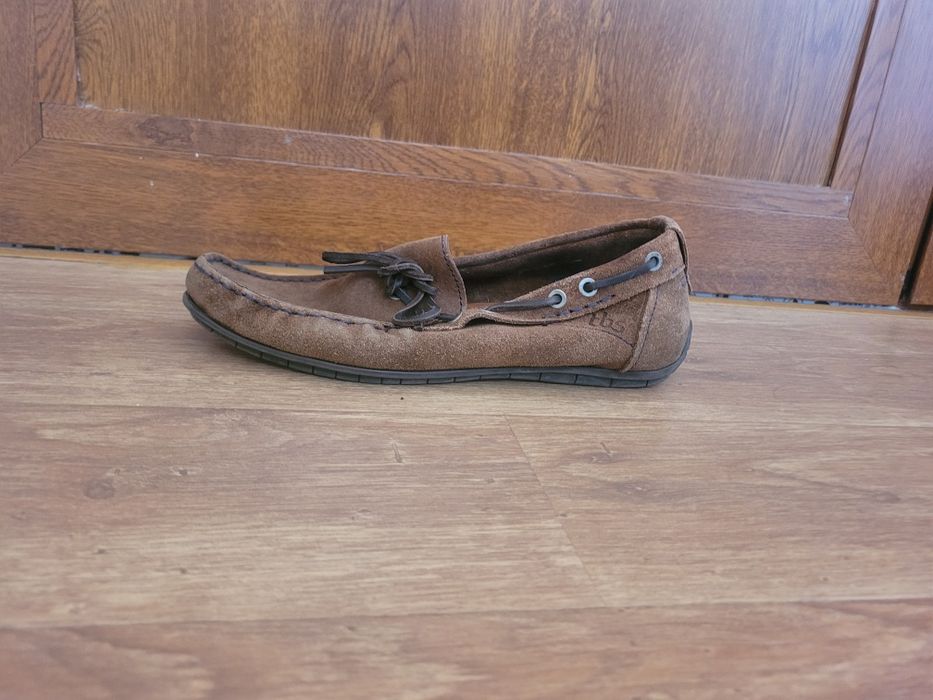 Официални обувки и мокасини