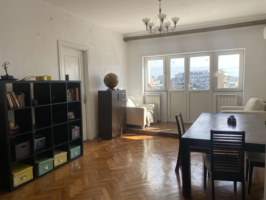 Inchisriez camera in aprtament Piata Romana