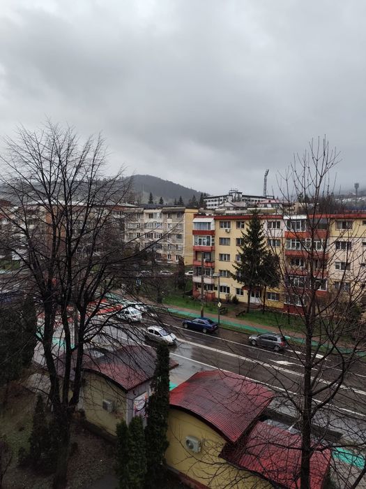 Apartament decomandat cu 2 camere de vanzare