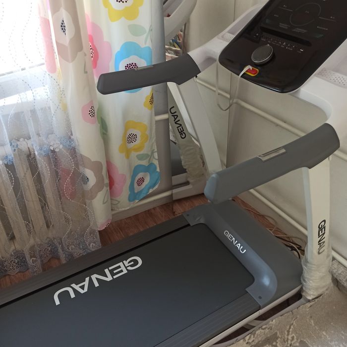 Беговая дорожка genau