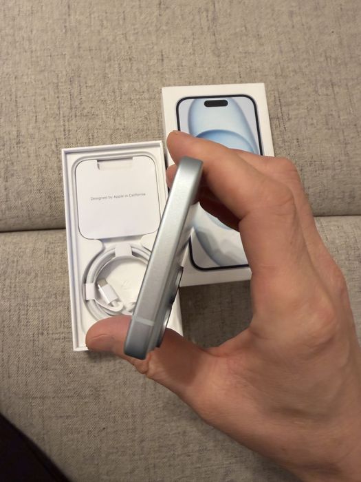 iphone 15 blue, 256gb, ca nou, baterie 100% (50 cicluri)