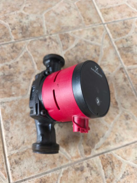 Помпа Grundfos Alpha2L