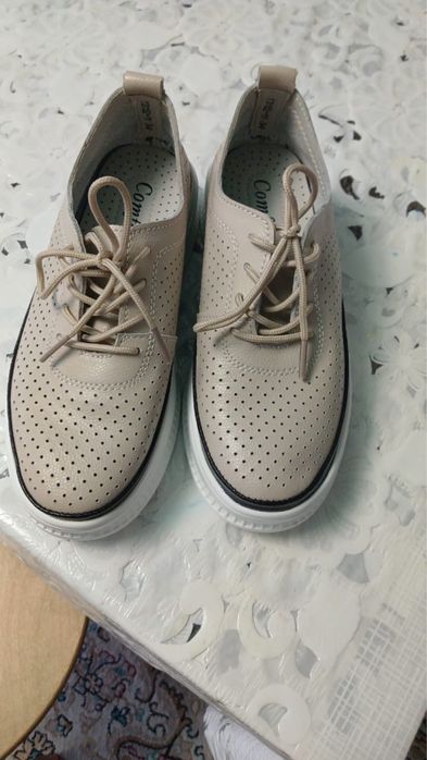 Продам обувь 34р