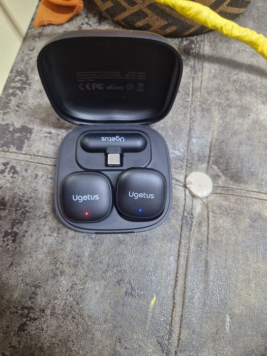 Ugetus UG-M12 петличка