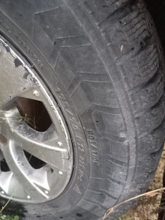Продам колеса зимние R13