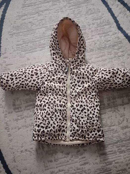 Продам детский комбинезон для девочки