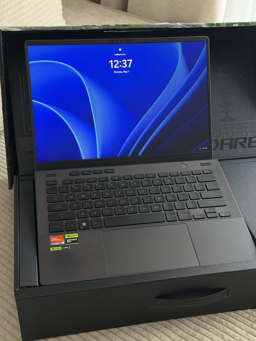 ASUS ROG Zephyrus G14 RTX 4090 16GB / Ryzen 9 / 32GB / 1TB / Garantie