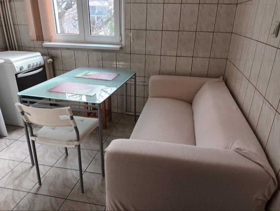 Inchiriere apartament 2 Camere, decomandat, Titan