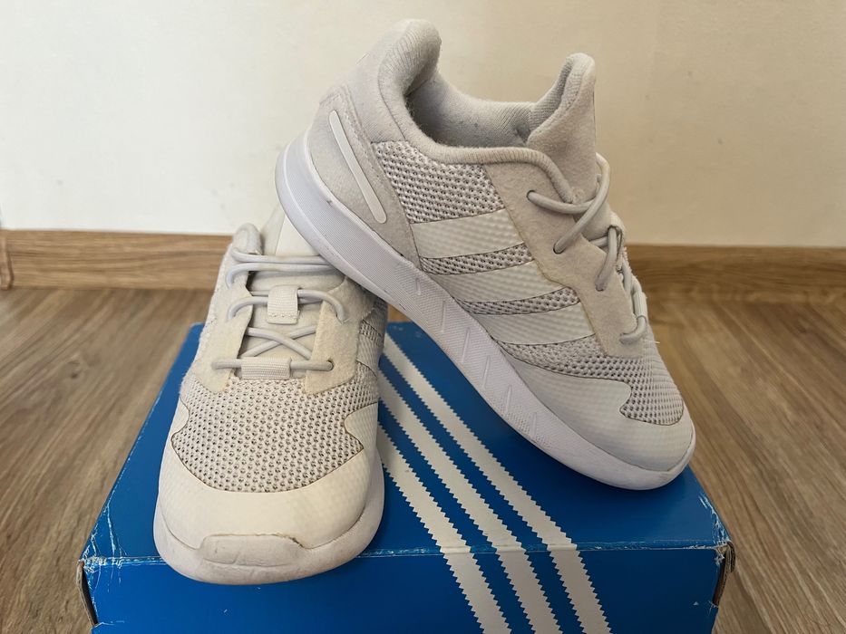 Детски маратонки Adidas 27 номер