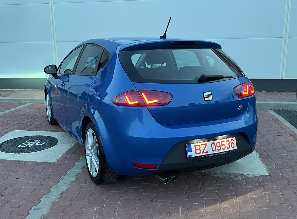 SEAT Leon 2012 — imagine 4